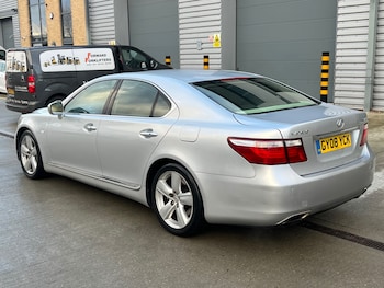 Used Lexus LS 2008 for sale - 76800772: Photo