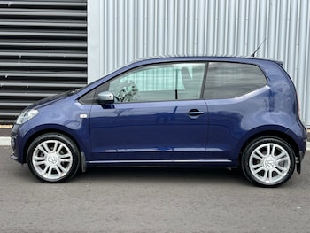 Used Volkswagen up! 2015 for sale - 78243052: Photo