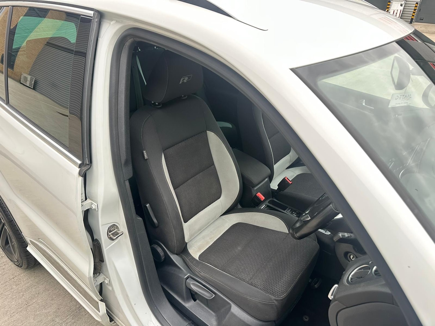 Used Volkswagen Tiguan 2015 for sale - 76313311: Photo 10