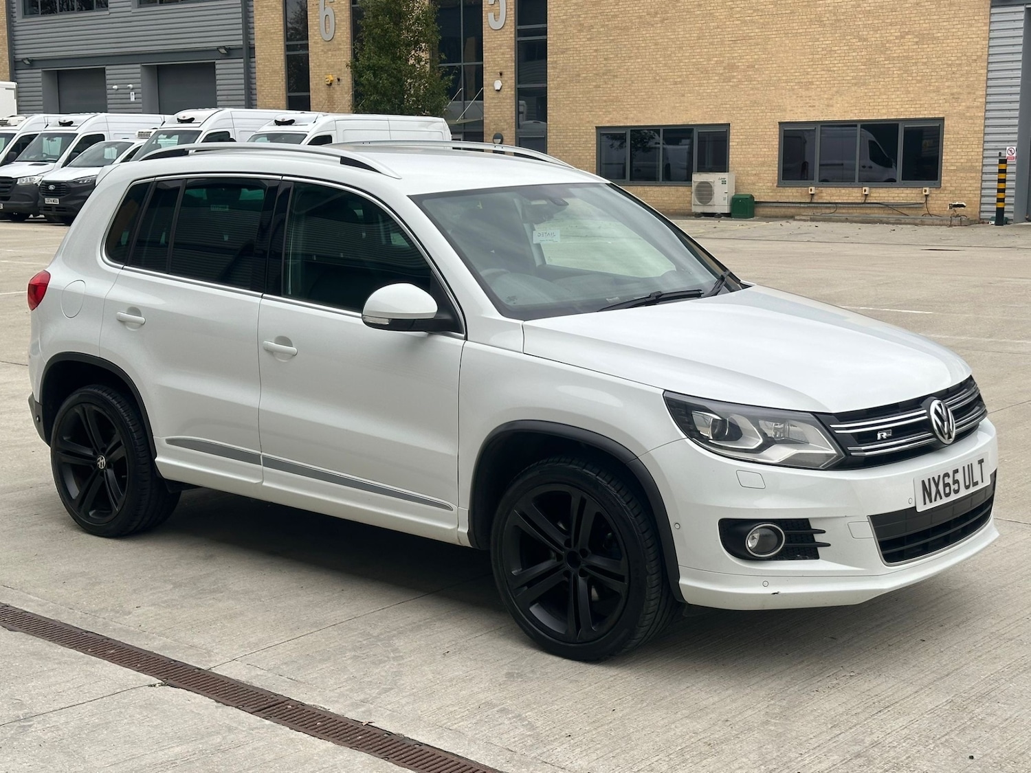 Used Volkswagen Tiguan 2015 for sale - 76313311: Photo 7