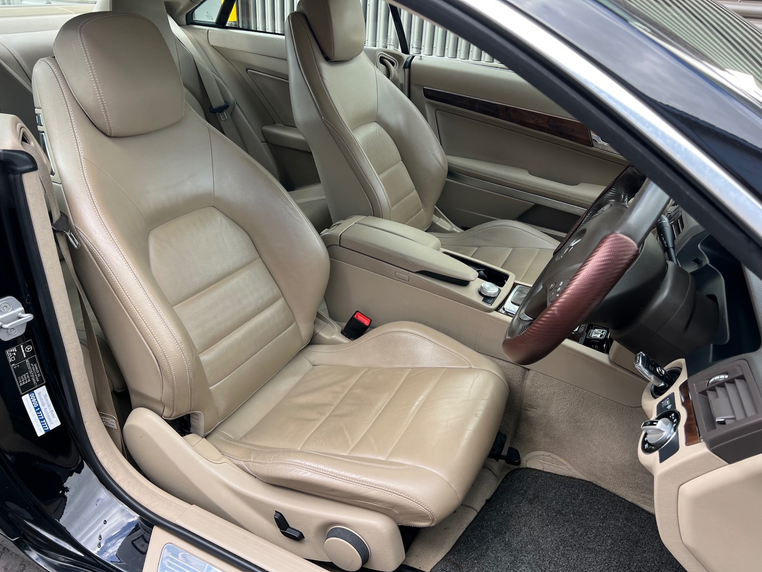 Used Mercedes-Benz E Class 2010 for sale - 78070752: Photo 11