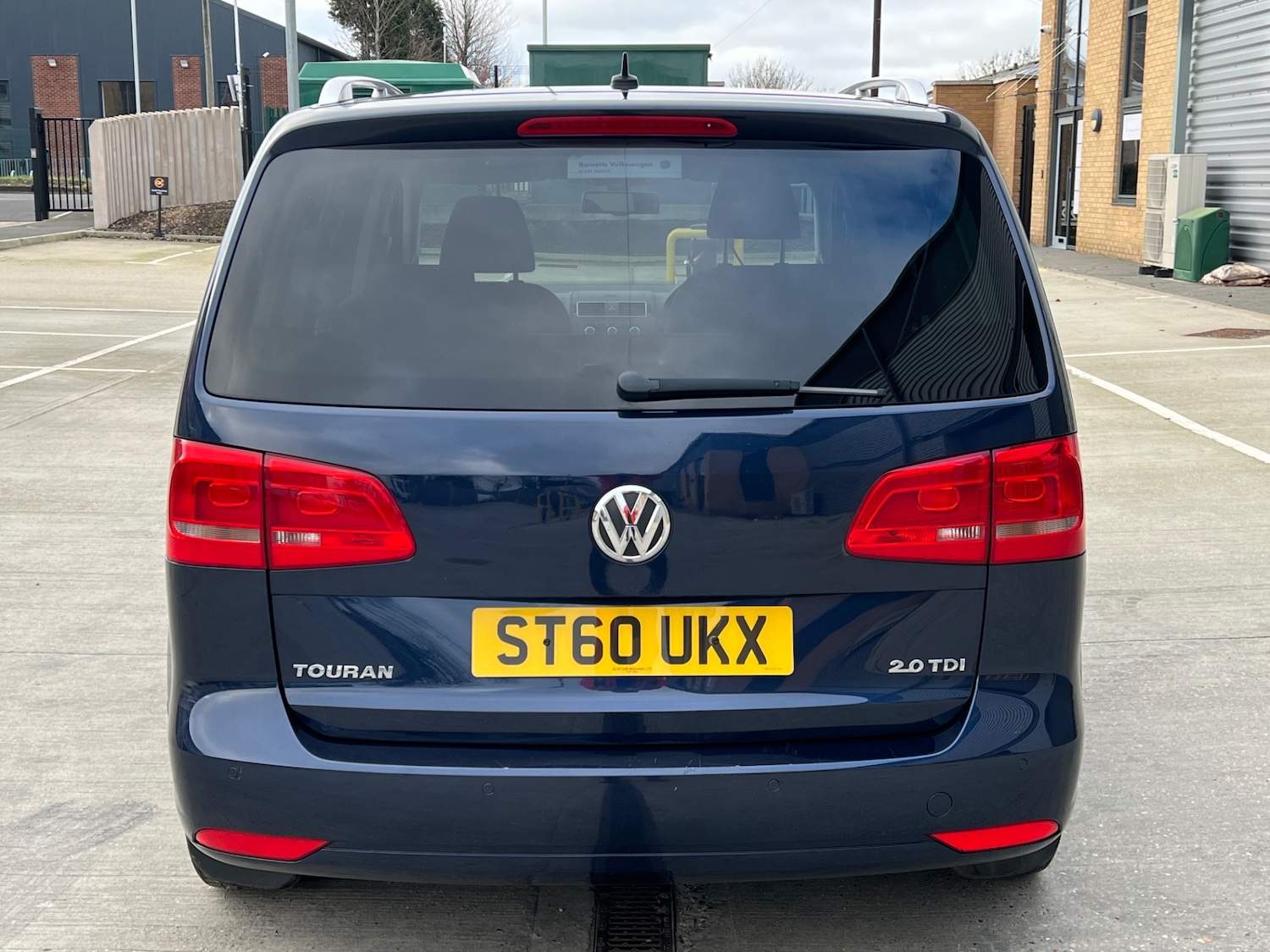 Used Volkswagen Touran 2010 for sale - 77061893: Photo 5