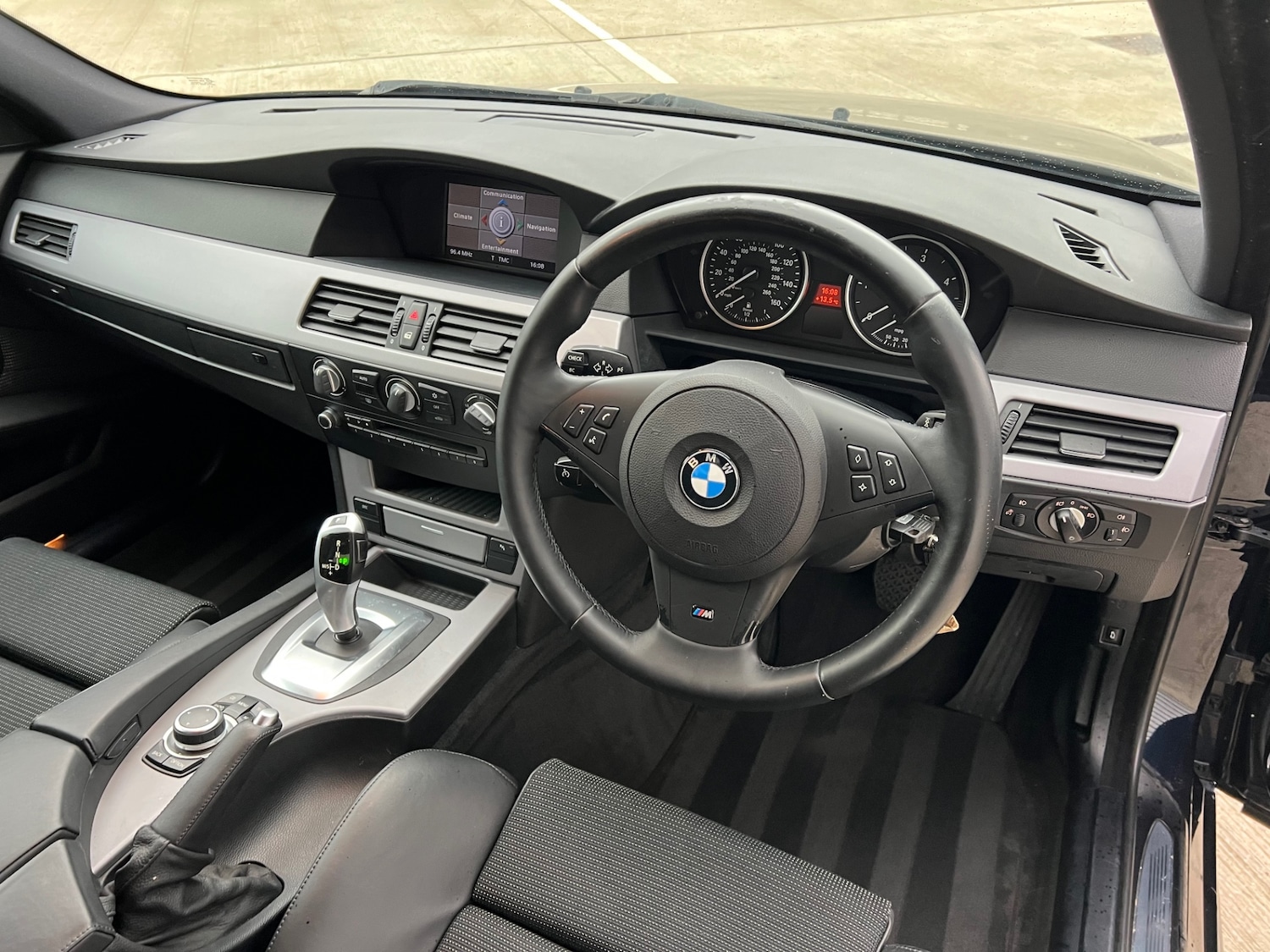 Used BMW 5 Series 2009 for sale - 76545503: Photo 10