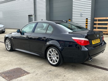 Used BMW 5 Series 2009 for sale - 76545503: Photo