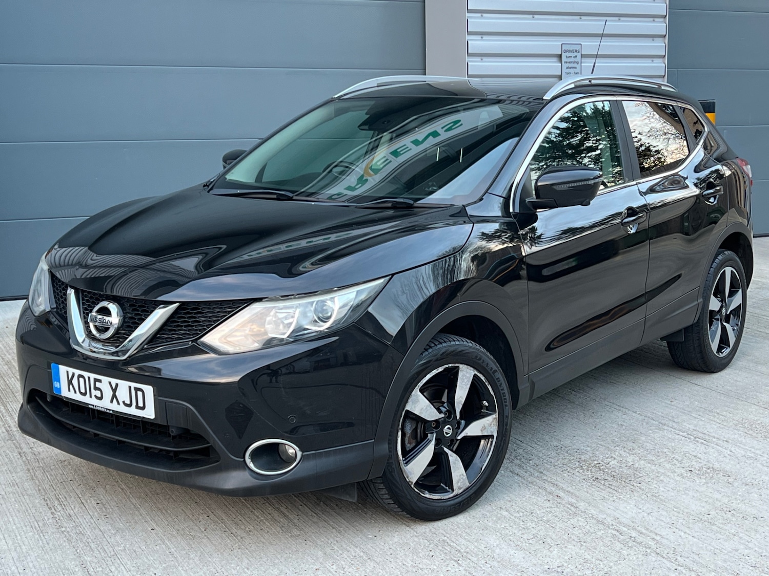 Used Nissan Qashqai 2015 for sale - 76467957: Photo 1