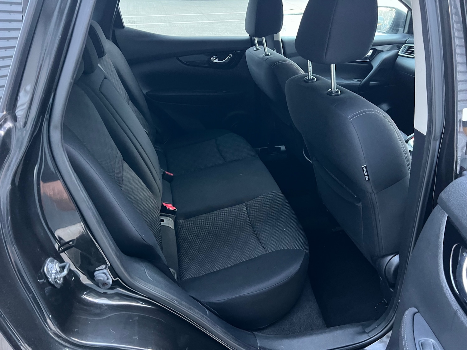 Used Nissan Qashqai 2015 for sale - 76467957: Photo 12