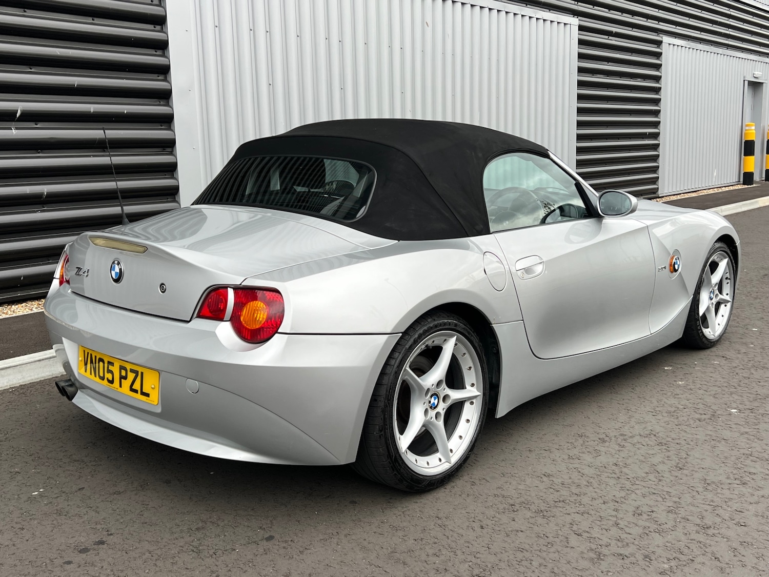 Used BMW Z4 2005 for sale - 78222955: Photo 16