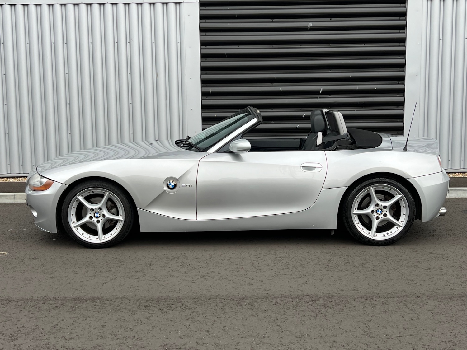Used BMW Z4 2005 for sale - 78222955: Photo 2