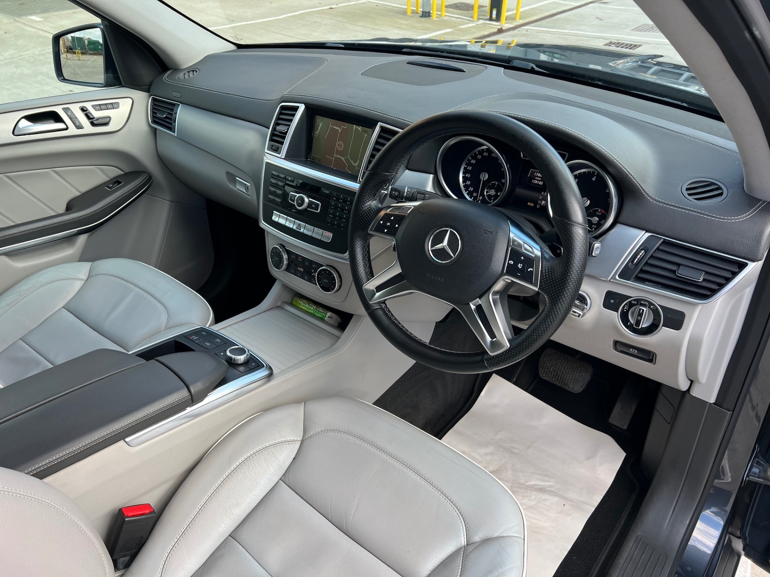 Used Mercedes-Benz GL Class 2013 for sale - 77050509: Photo 11