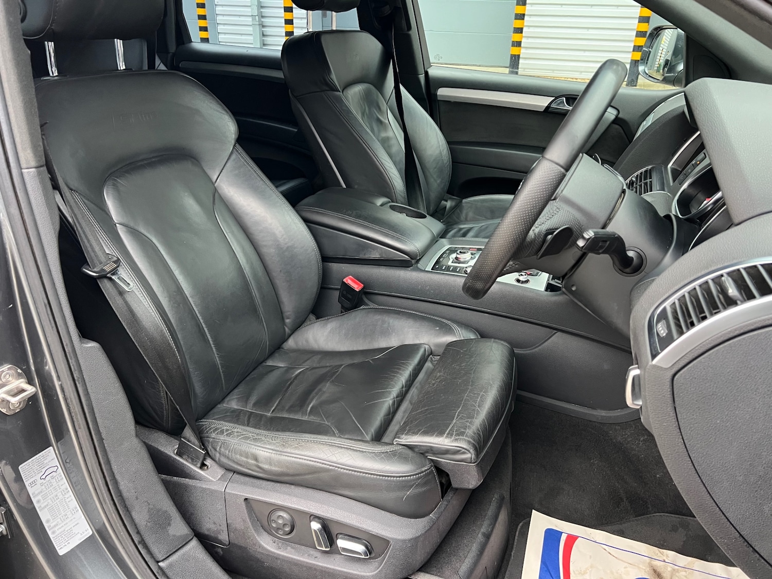 Used Audi Q7 2010 for sale - 77298295: Photo 11