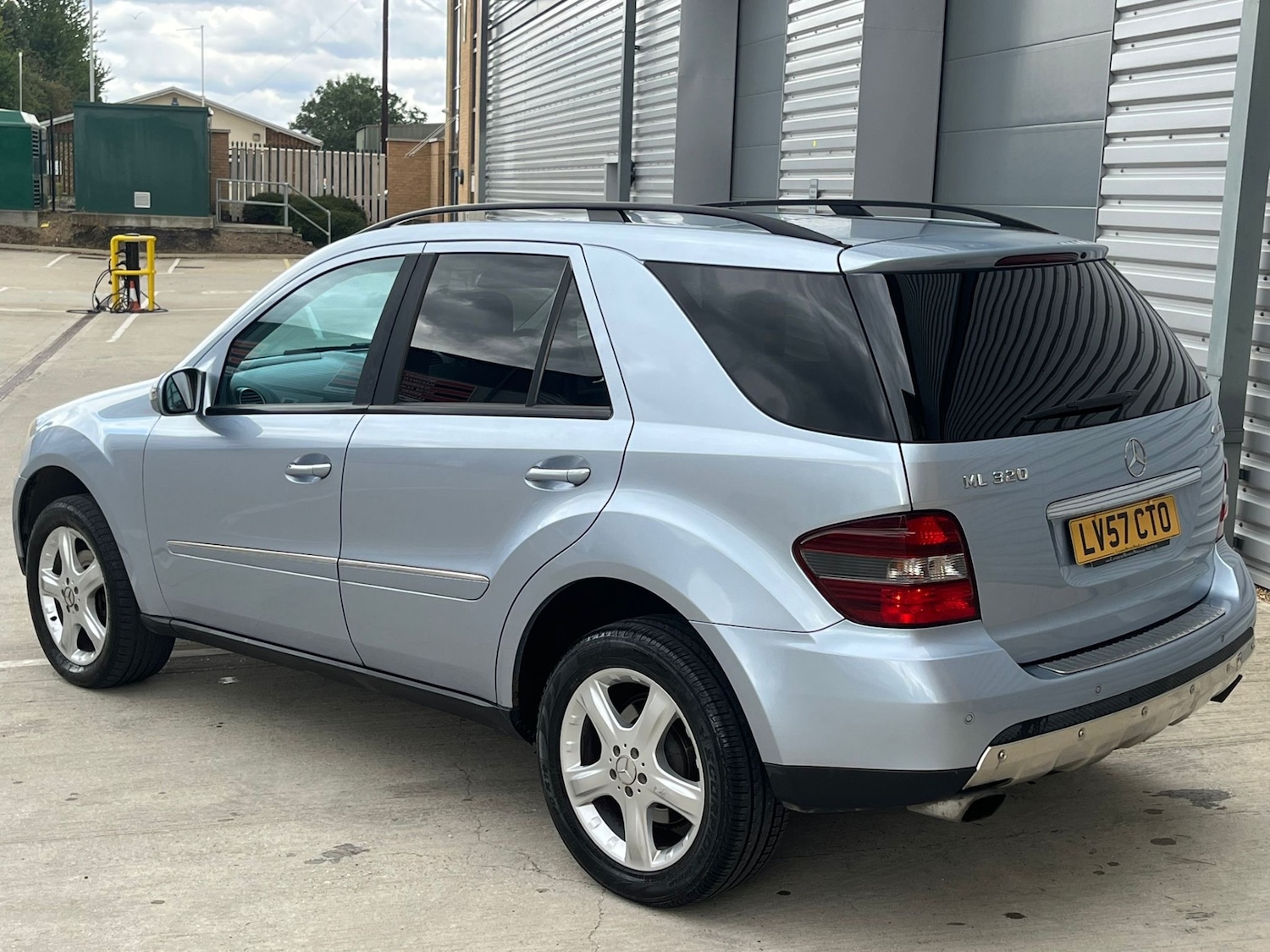 Used Mercedes-Benz M Class 2007 for sale - 76565102: Photo 2