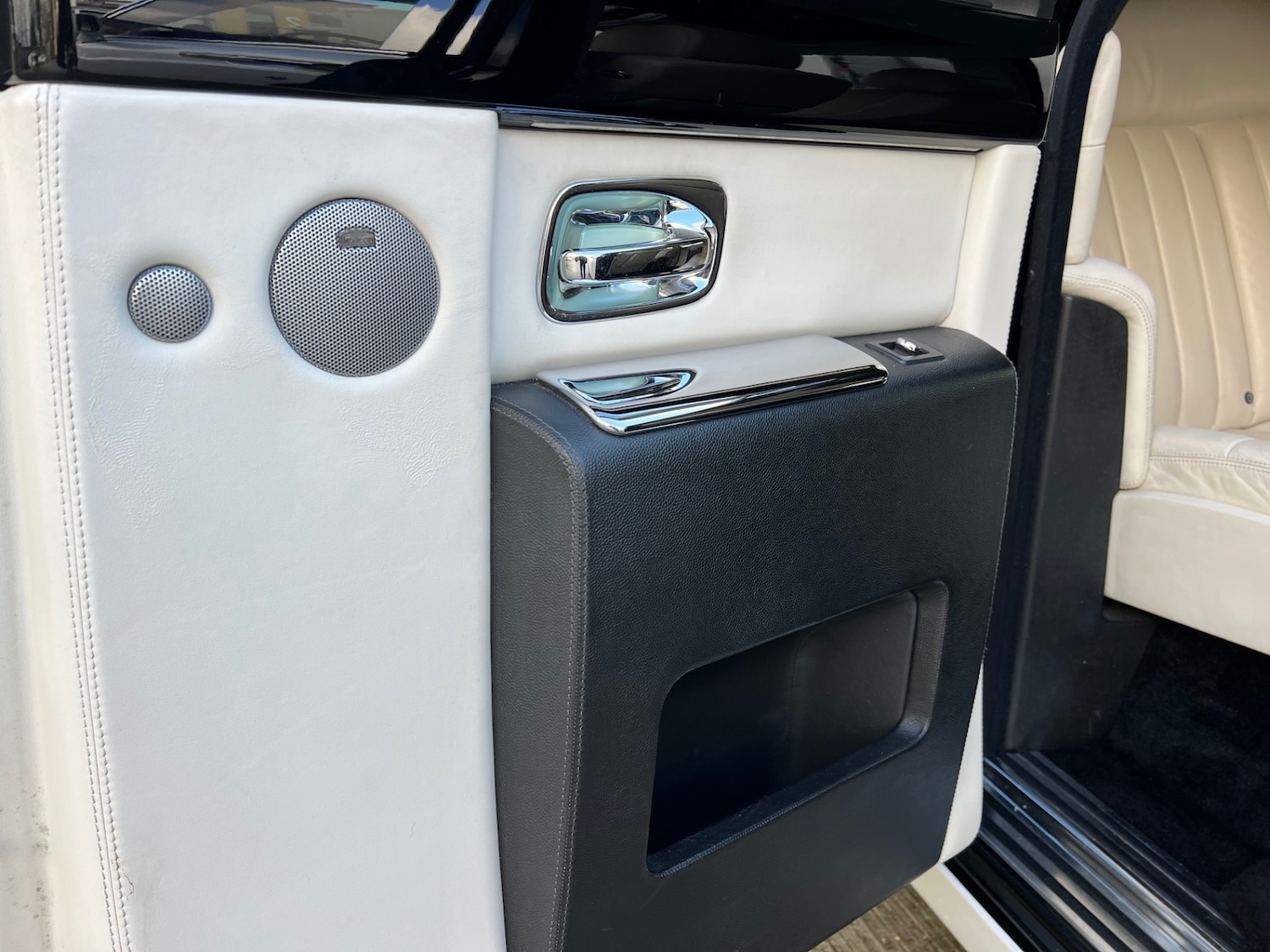 Used Rolls-Royce Phantom 2007 for sale - 77356795: Photo 19