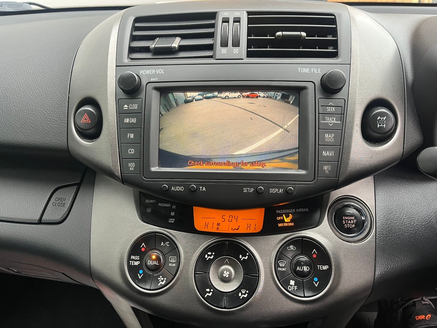 Used Toyota RAV4 2011 for sale - 76730371: Photo 16