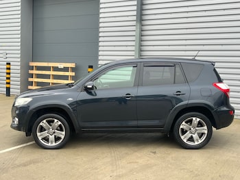 Used Toyota RAV4 2011 for sale - 76730371: Photo