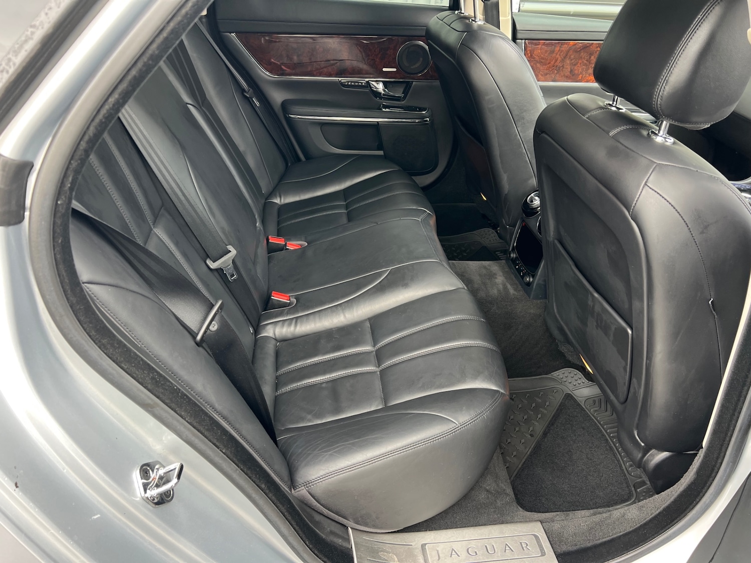 Used Jaguar XJ 2011 for sale - 77732808: Photo 13