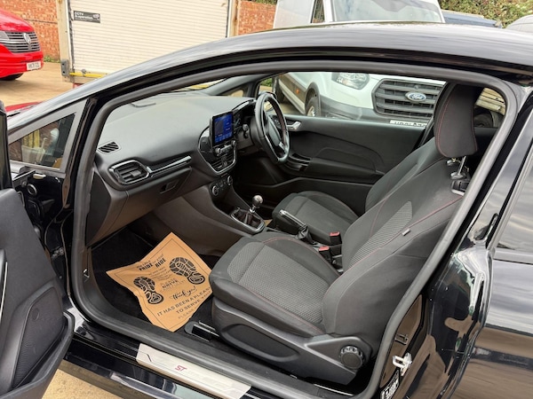 Used Ford Fiesta 2019 for sale - 75427176: Photo 11