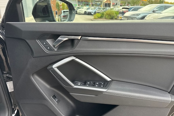Used Audi Q3 2019 for sale - 76143751: Photo 20