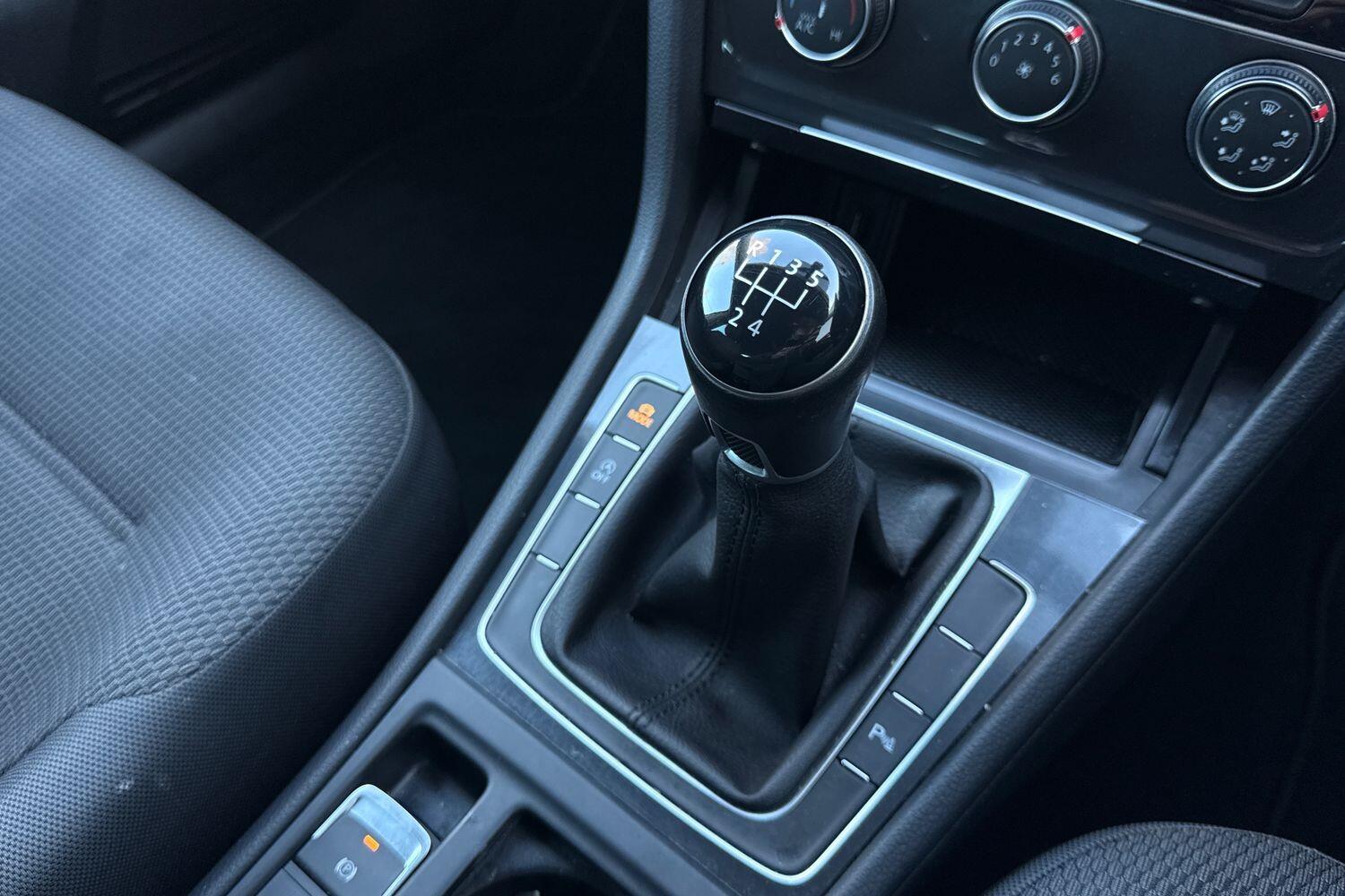 Used Volkswagen Golf 2019 for sale - 78197564: Photo 10