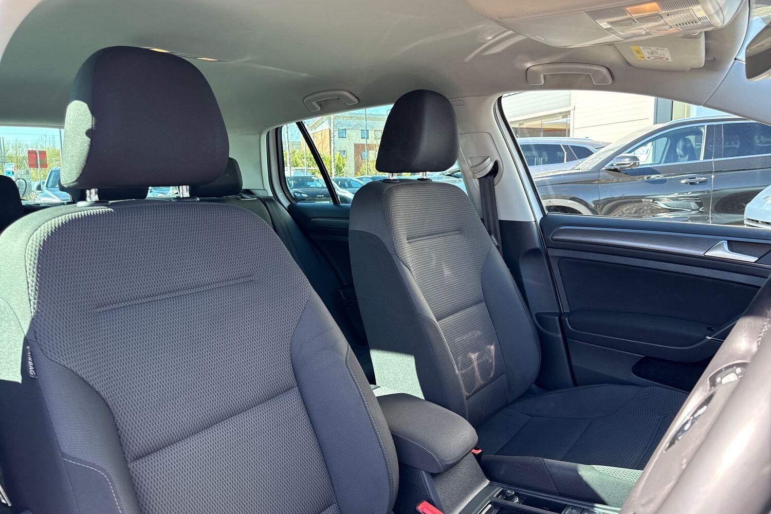 Used Volkswagen Golf 2019 for sale - 78197564: Photo 18