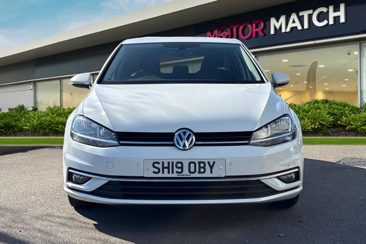 Used Volkswagen Golf 2019 for sale - 78197564: Photo 2