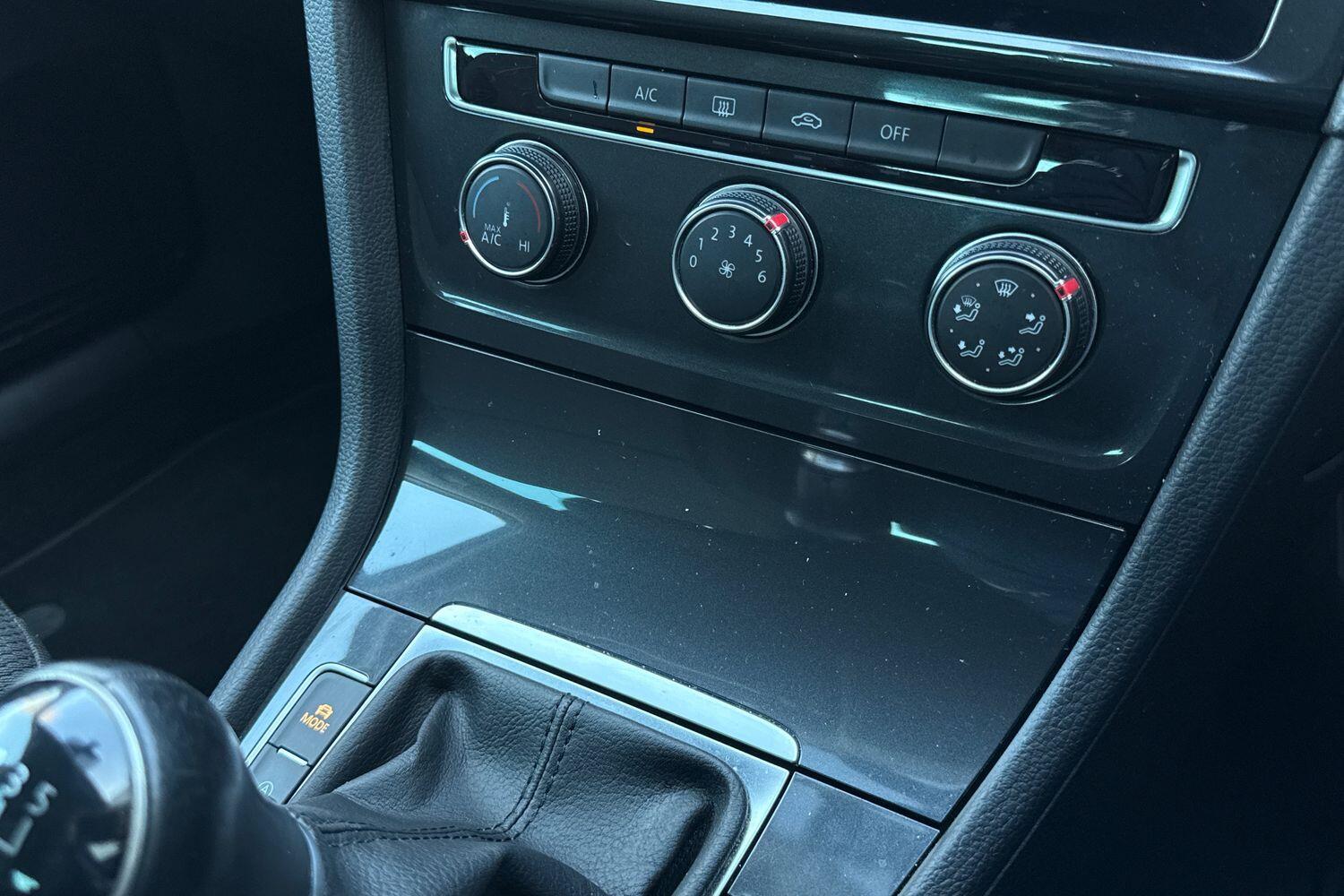 Used Volkswagen Golf 2019 for sale - 78197564: Photo 25