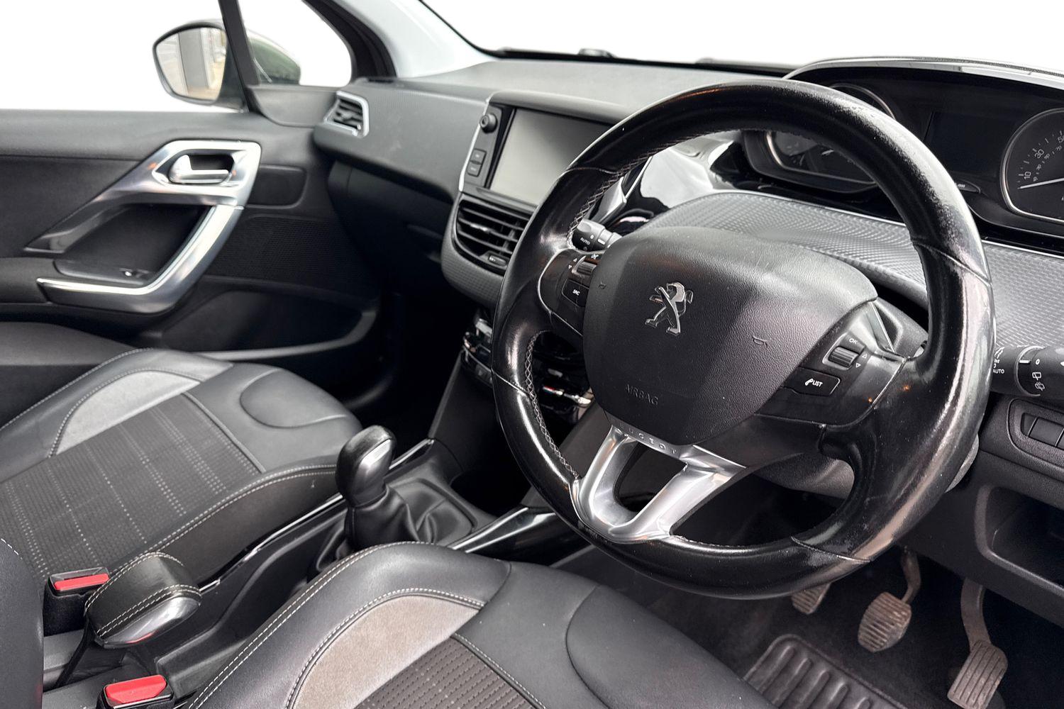 Used Peugeot 2008 2016 for sale - 77515123: Photo 14