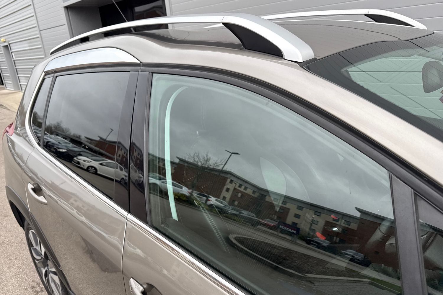 Used Peugeot 2008 2016 for sale - 77515123: Photo 27