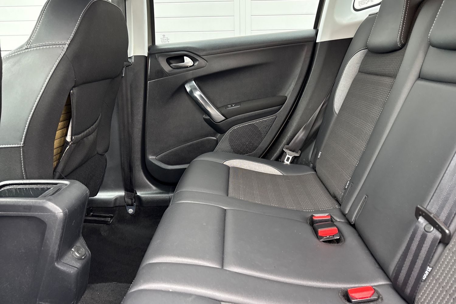 Used Peugeot 2008 2016 for sale - 77515123: Photo 34