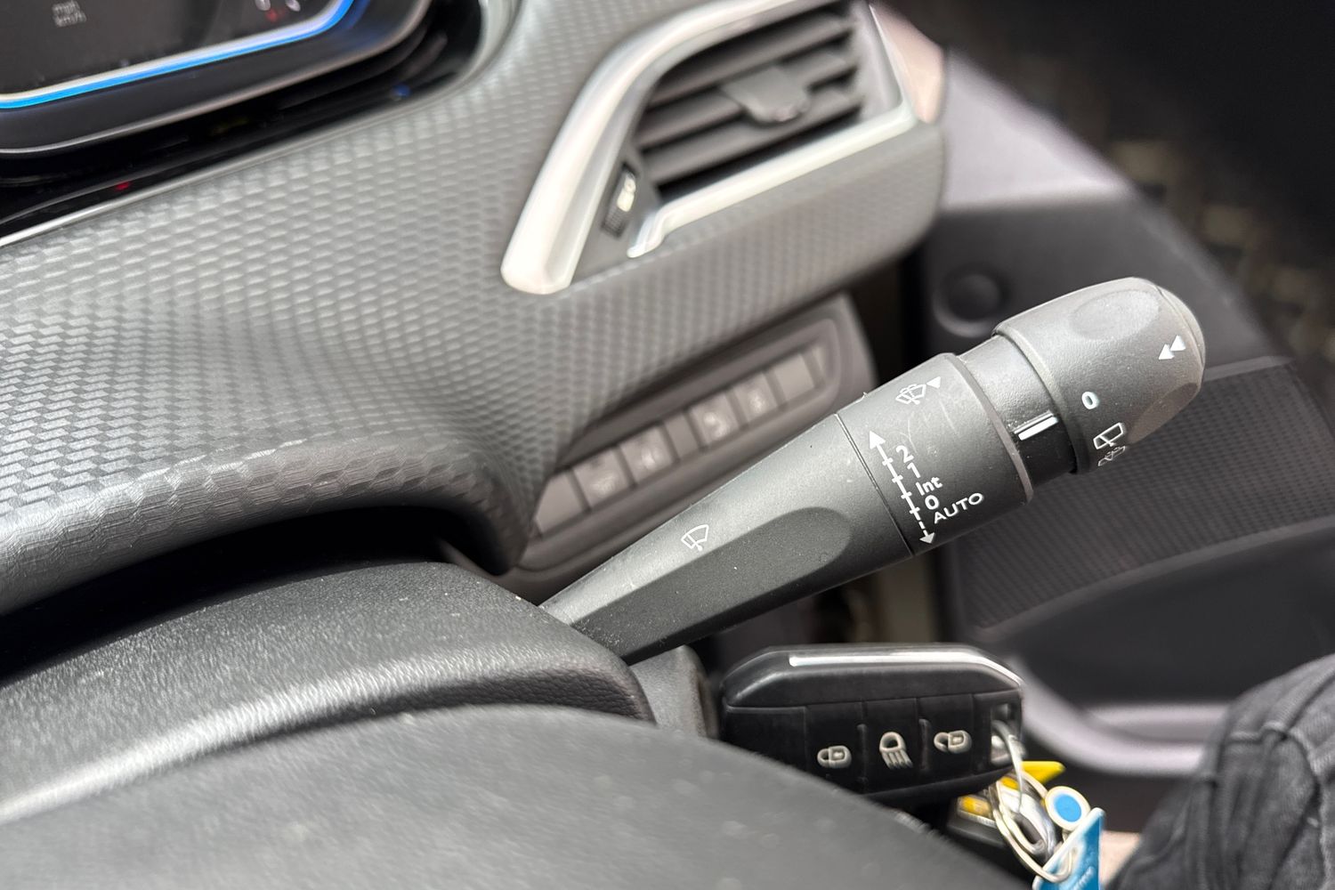 Used Peugeot 2008 2016 for sale - 77515123: Photo 52