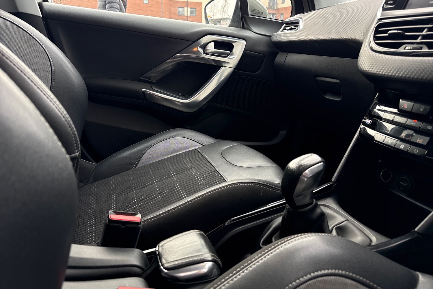 Used Peugeot 2008 2016 for sale - 77515123: Photo 56