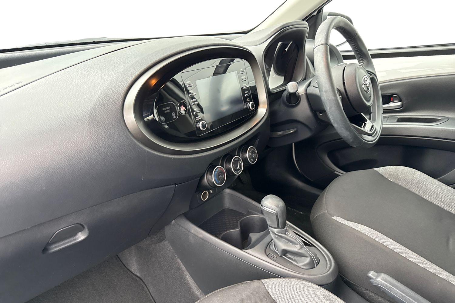 Used Toyota Aygo X 2023 for sale - 76767855: Photo 15