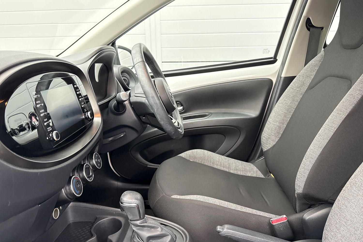 Used Toyota Aygo X 2023 for sale - 76767855: Photo 35