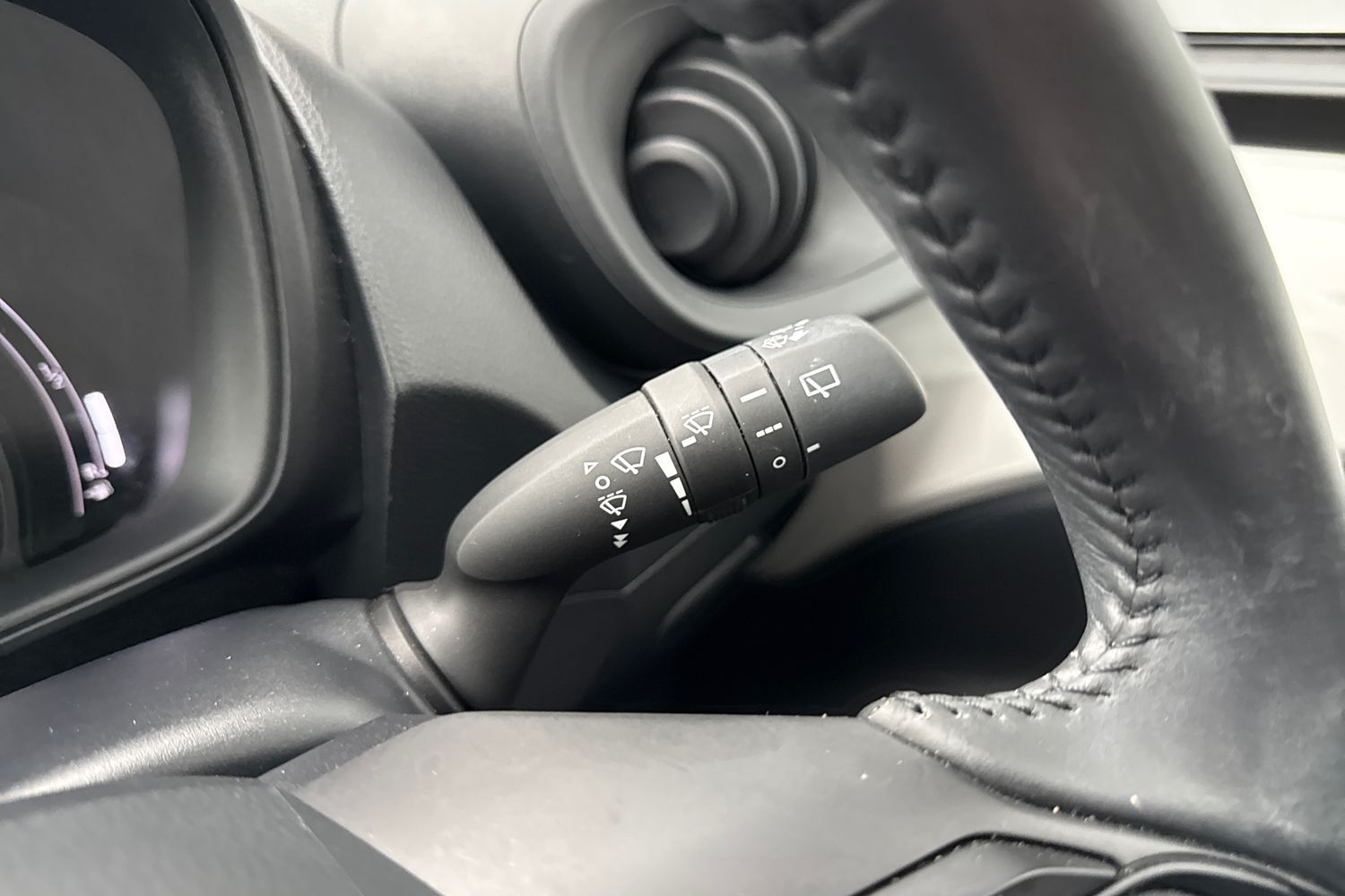 Used Toyota Aygo X 2023 for sale - 76767855: Photo 57