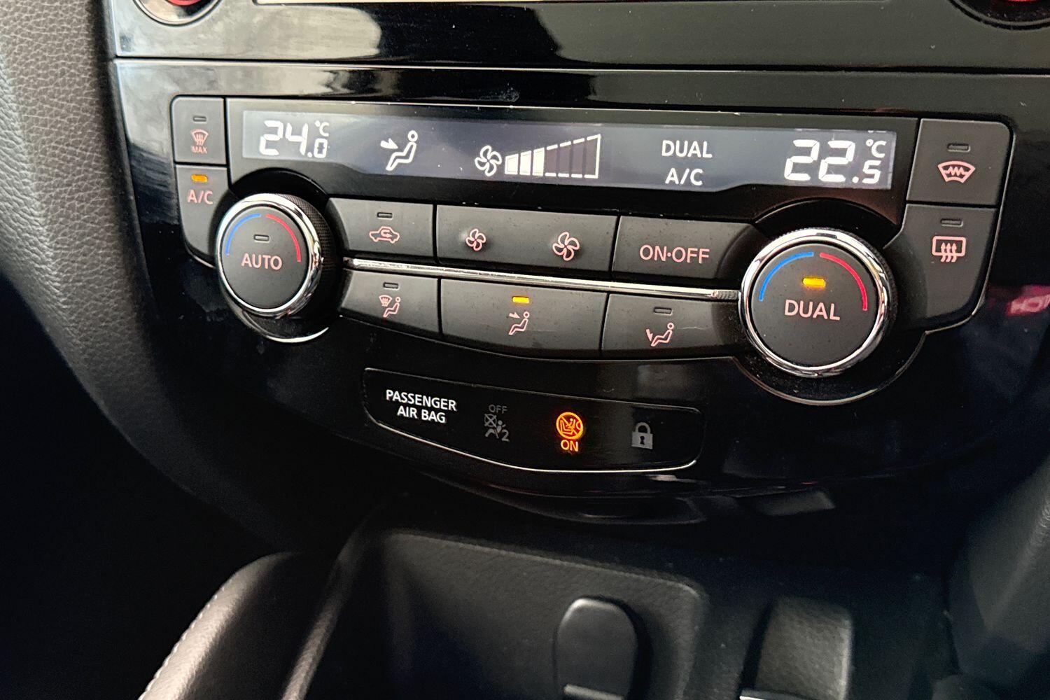 Used Nissan Qashqai 2018 for sale - 77582849: Photo 18