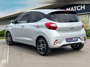 Used Hyundai i10 2021 for sale - 79410255: Photo