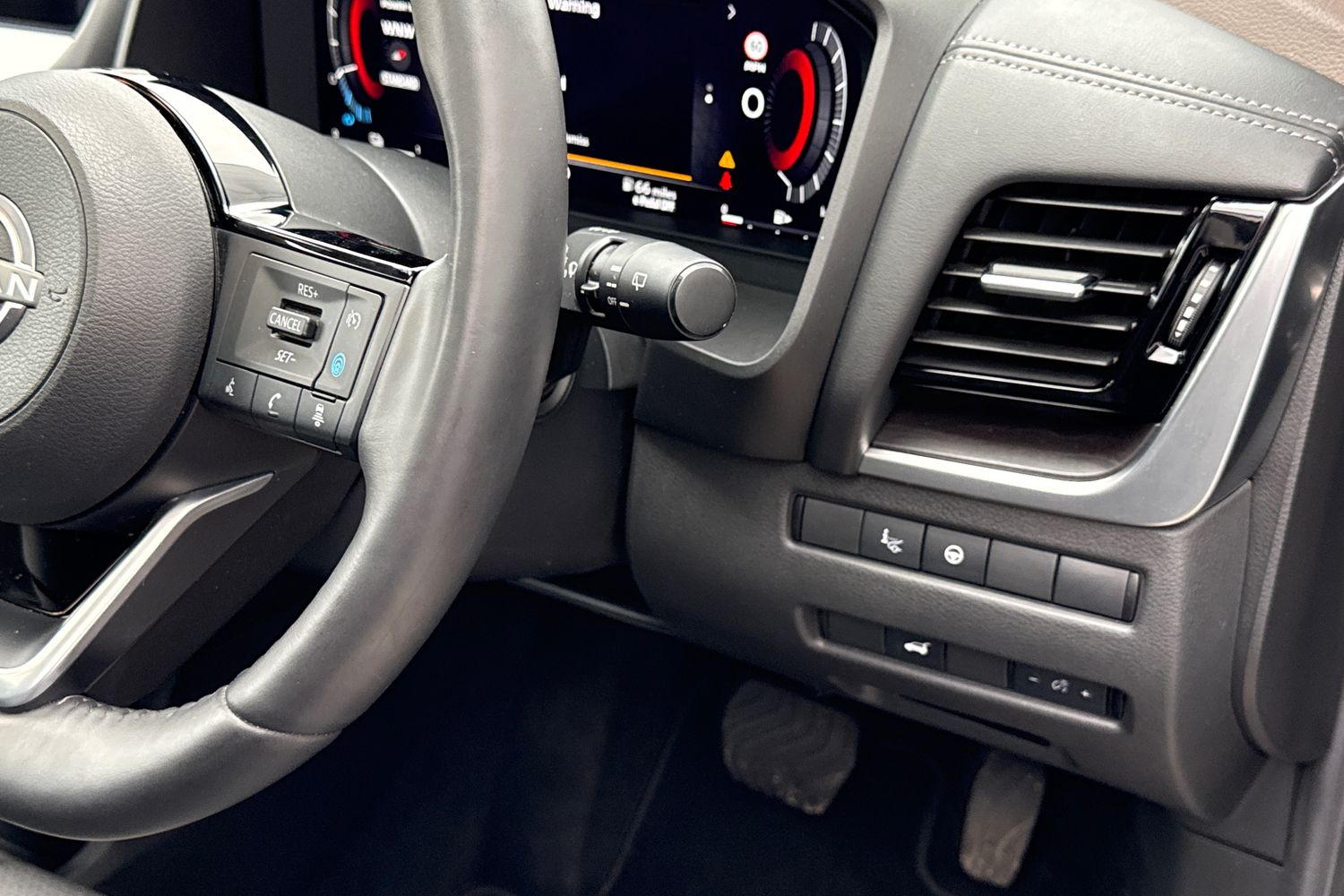 Used Nissan X-Trail 2024 for sale - 77820275: Photo 42