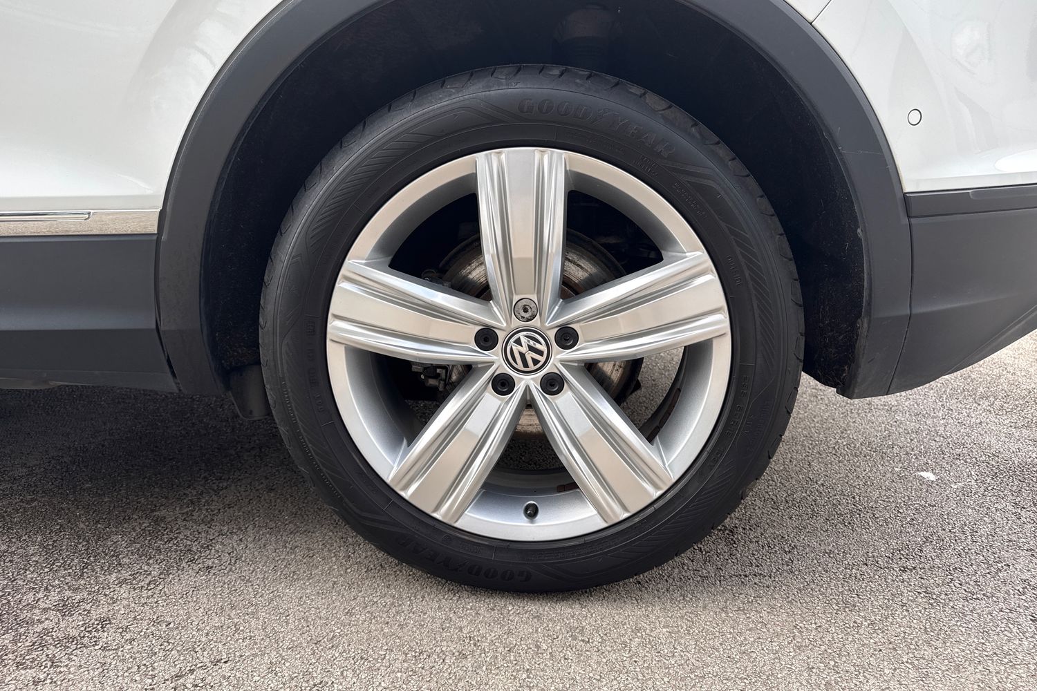 Used Volkswagen Tiguan 2020 for sale - 78079136: Photo 11