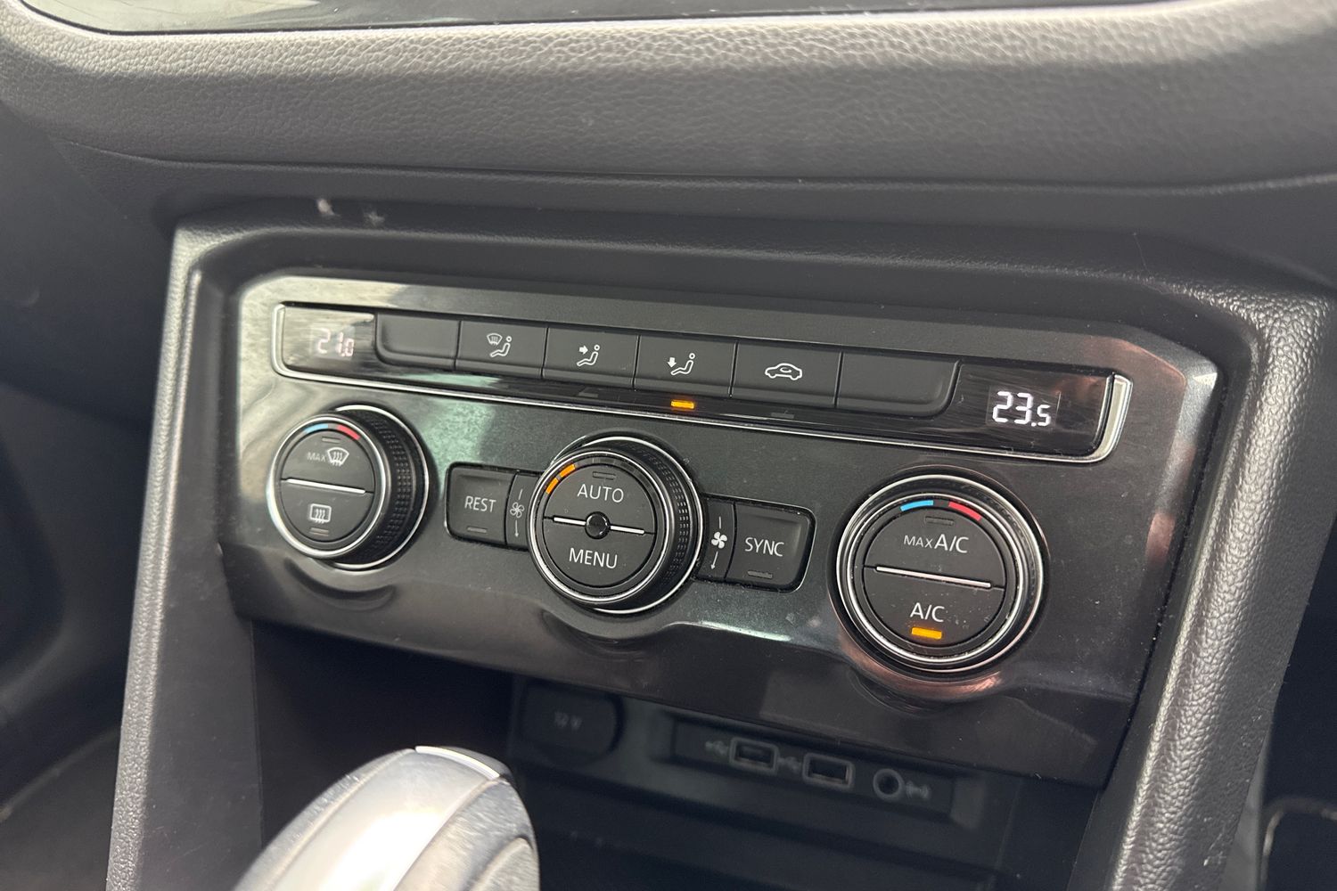 Used Volkswagen Tiguan 2020 for sale - 78079136: Photo 36