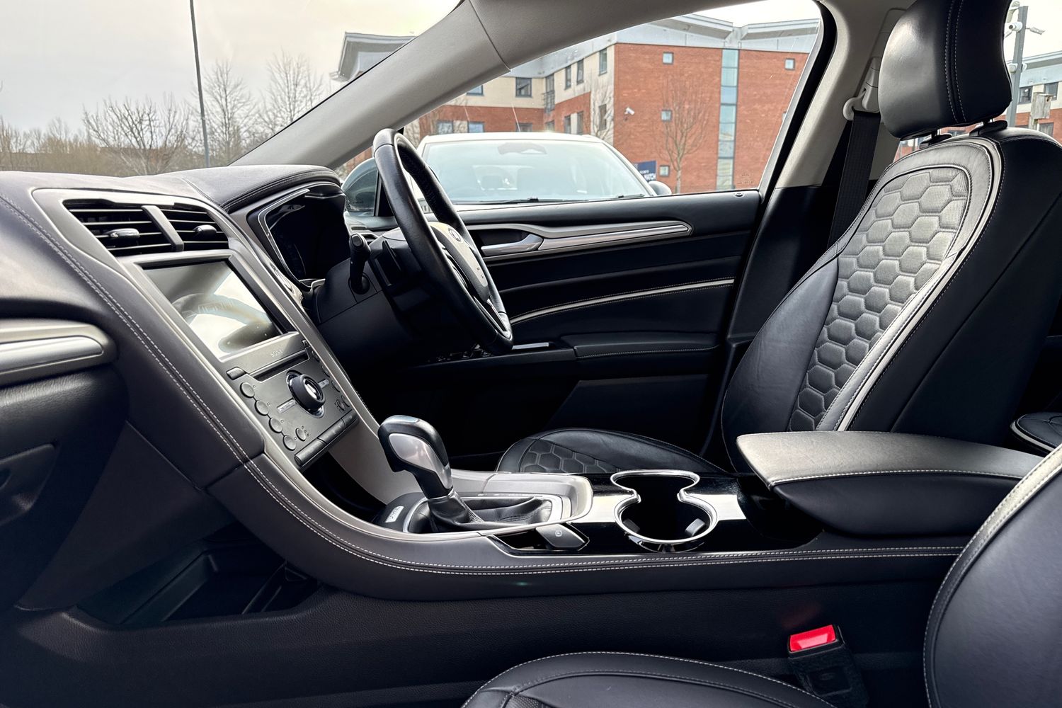 Used Ford Mondeo 2016 for sale - 77589413: Photo 34