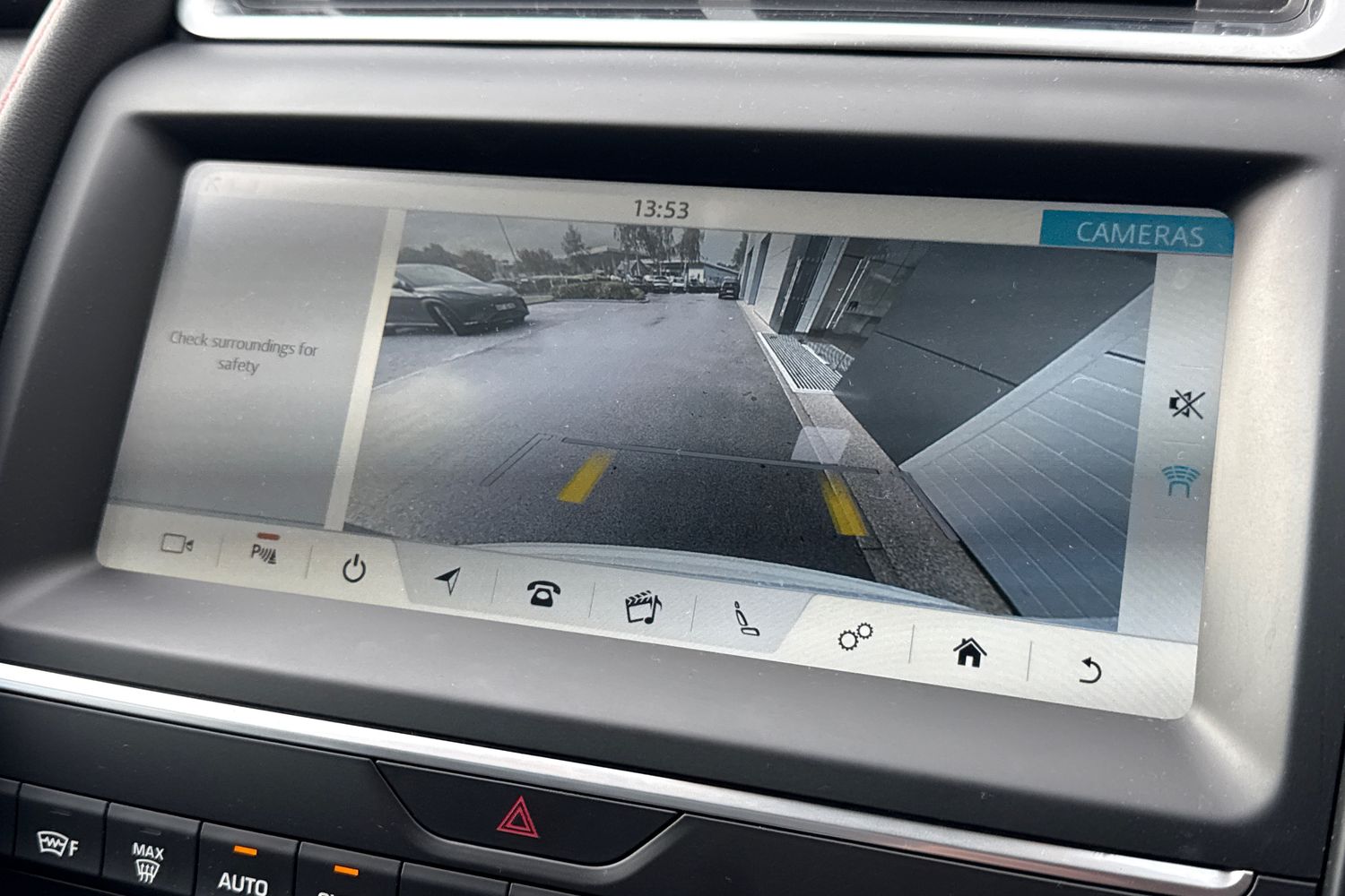 Used Jaguar E-Pace 2020 for sale - 76391030: Photo 56