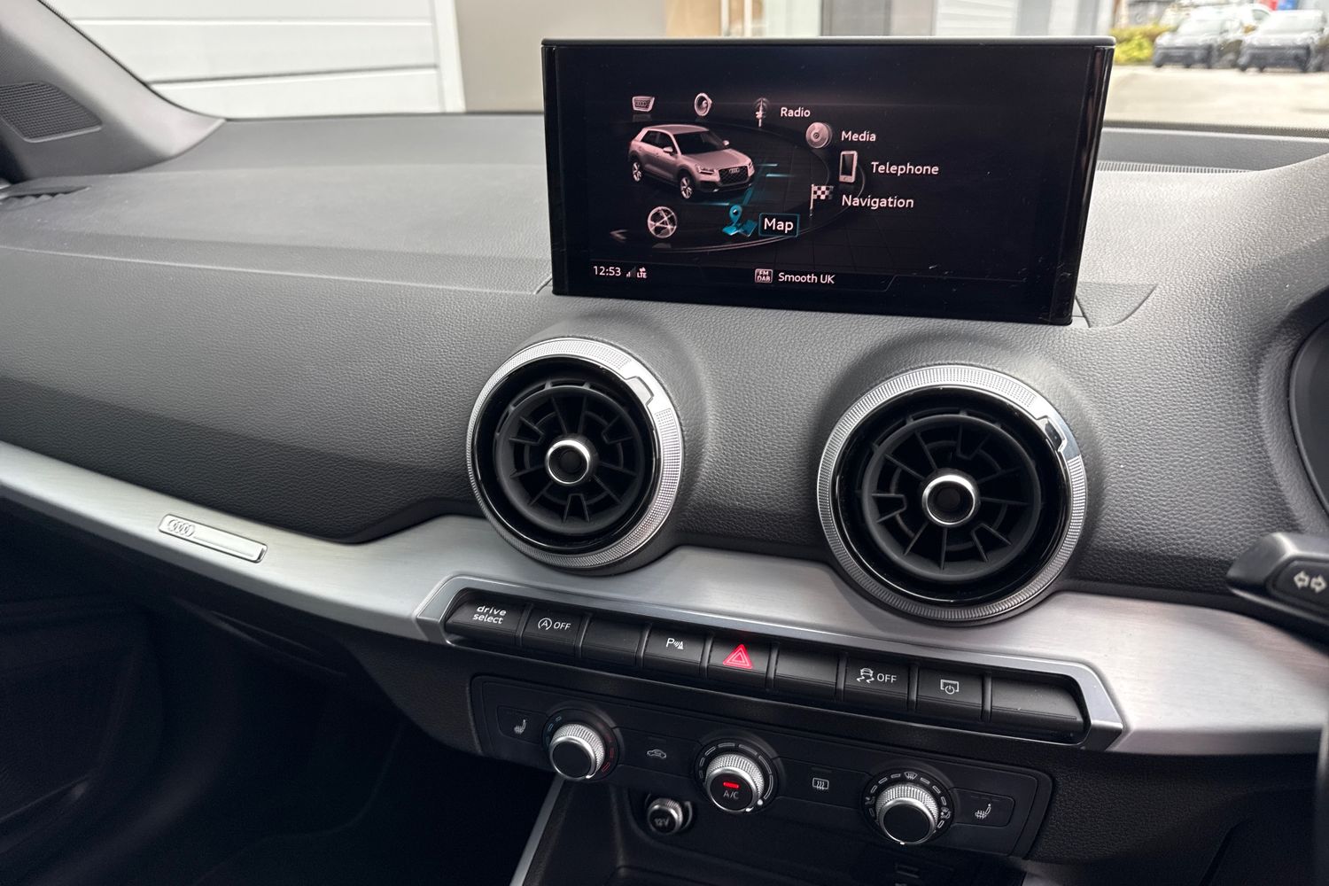 Used Audi Q2 2021 for sale - 76476193: Photo 44