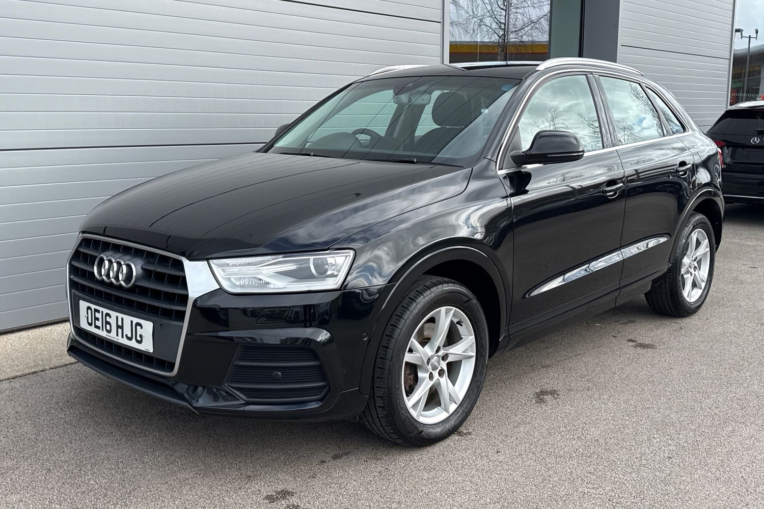 Used Audi Q3 2016 for sale - 77641940: Photo 33
