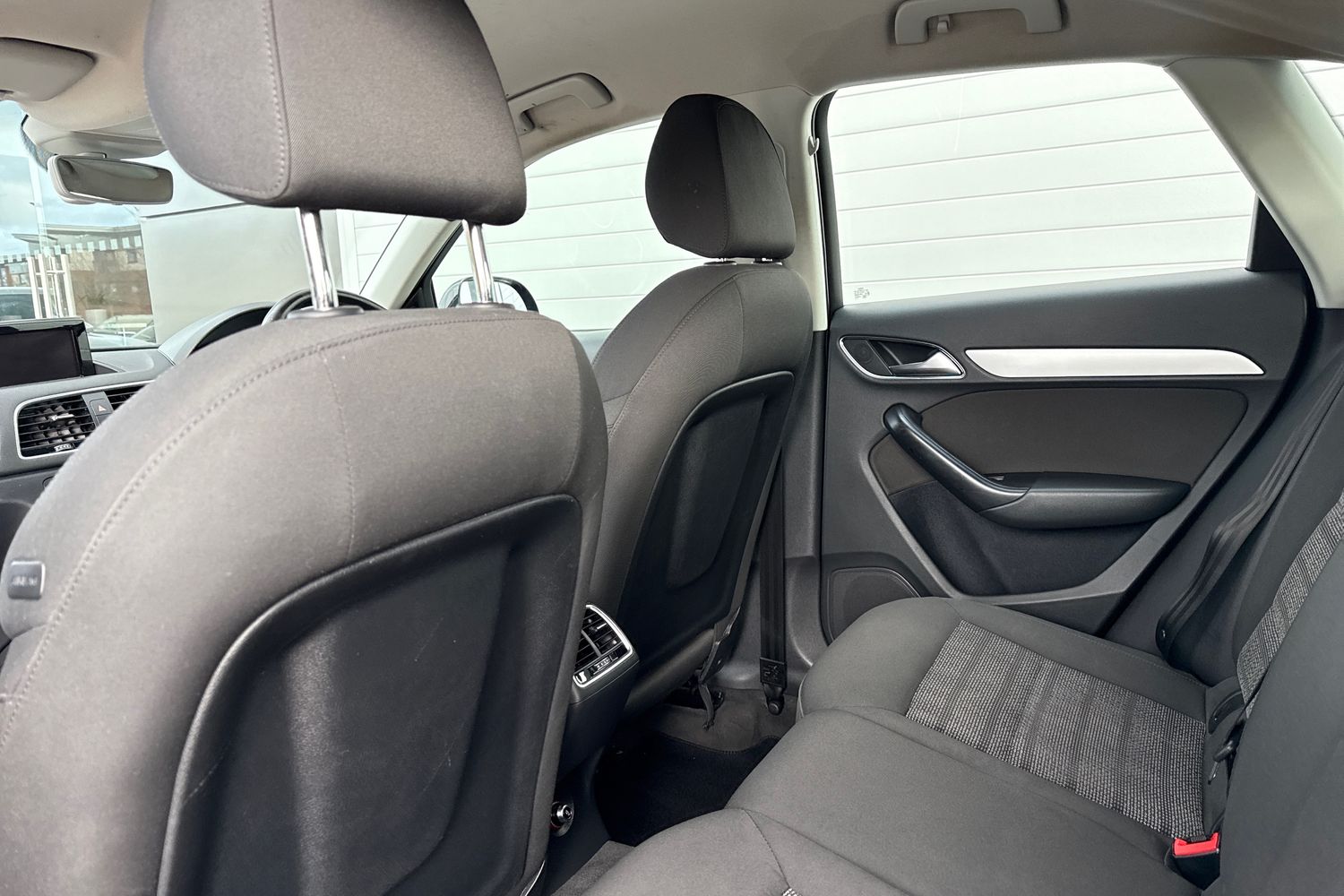 Used Audi Q3 2016 for sale - 77641940: Photo 36