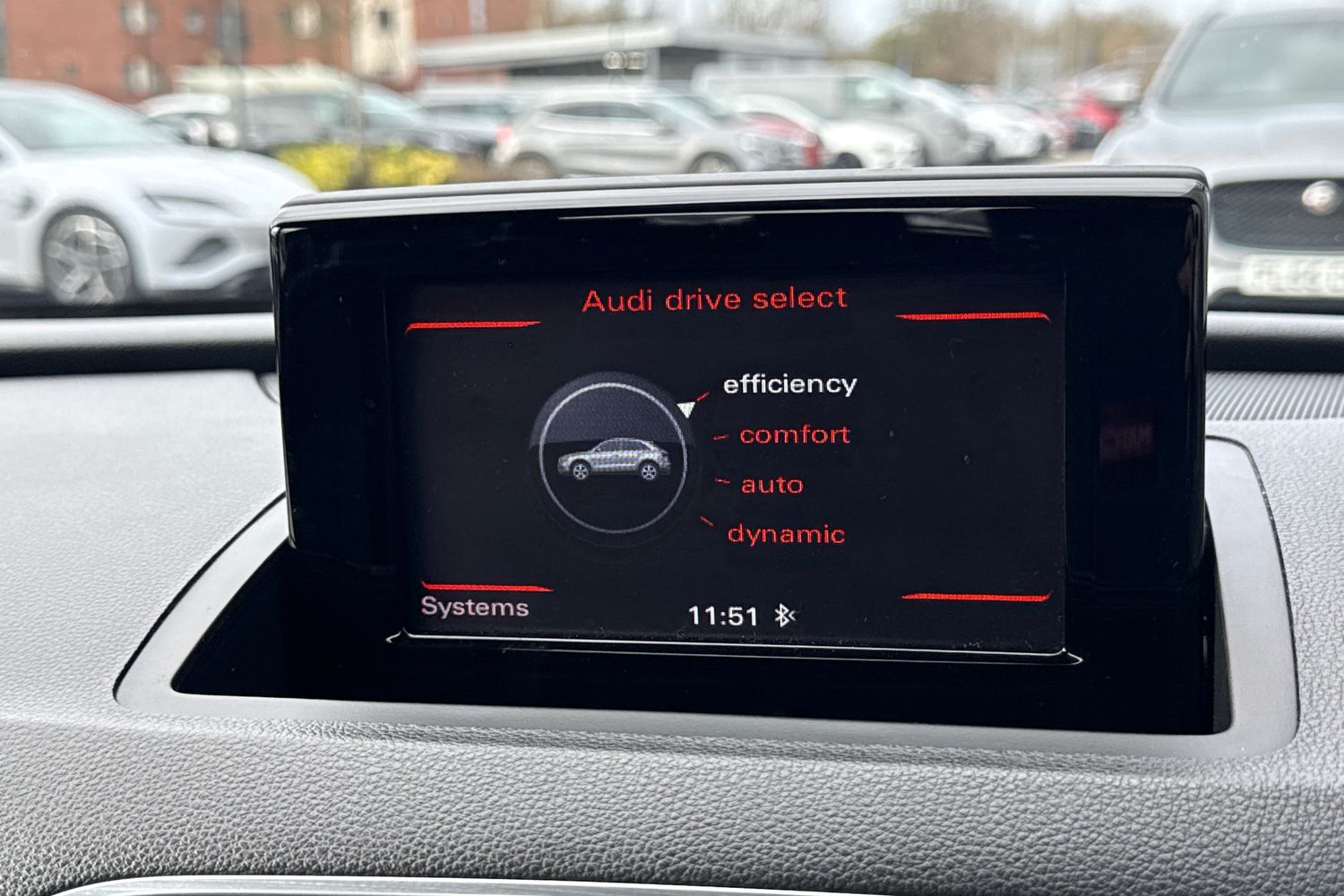 Used Audi Q3 2016 for sale - 77641940: Photo 48