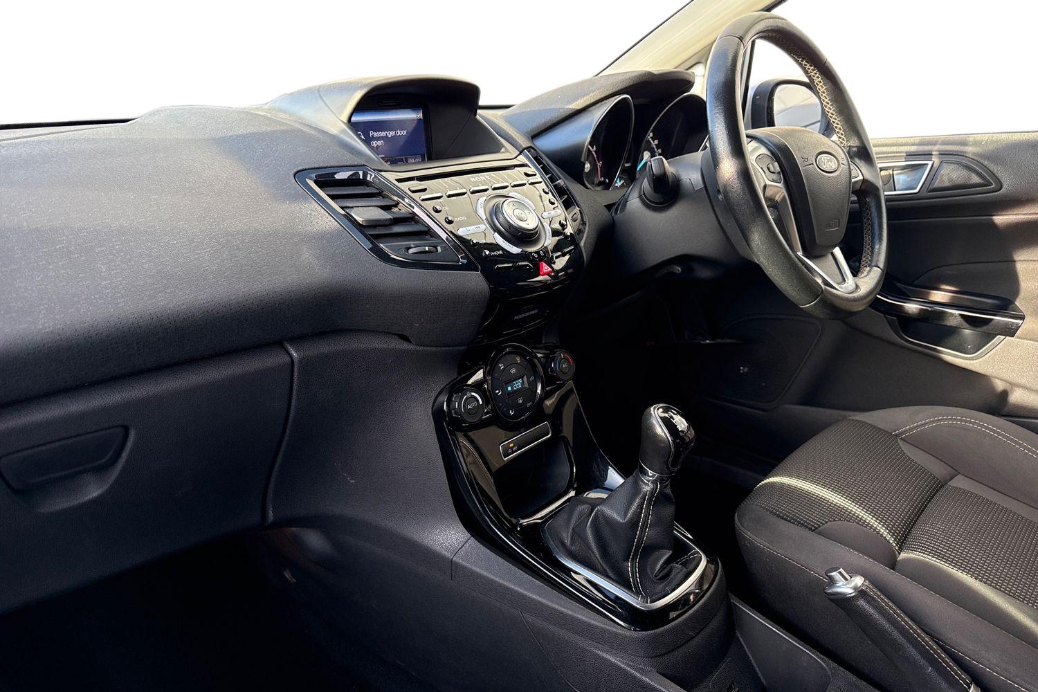 Used Ford Fiesta 2017 for sale - 76581829: Photo 15