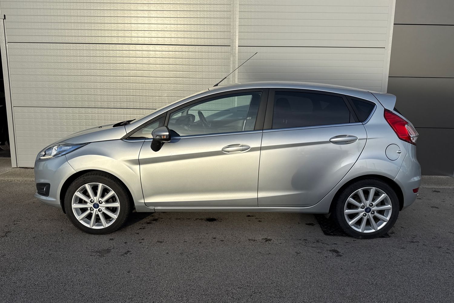 Used Ford Fiesta 2017 for sale - 76581829: Photo 30