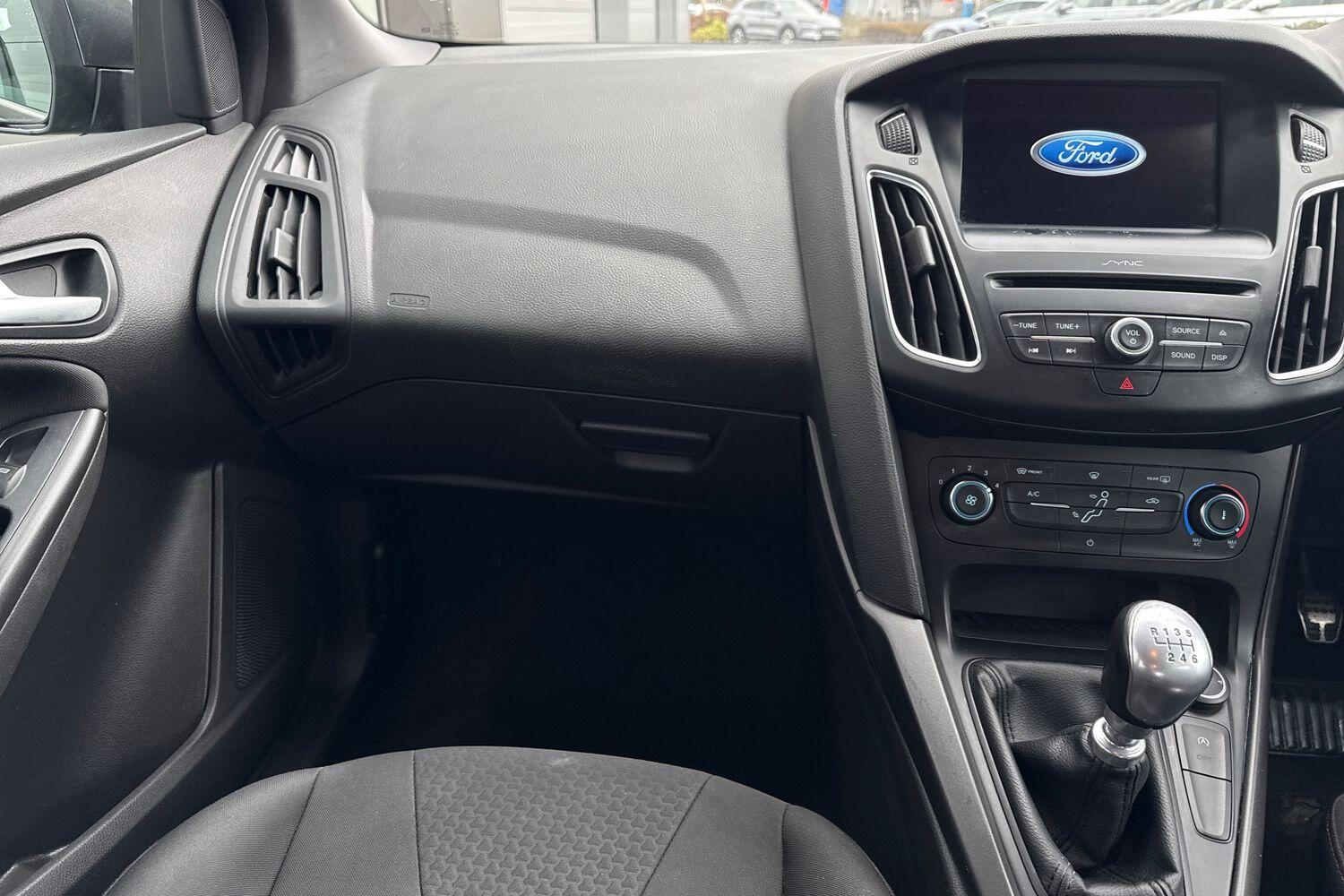 Used Ford Focus 2017 for sale - 77820236: Photo 15