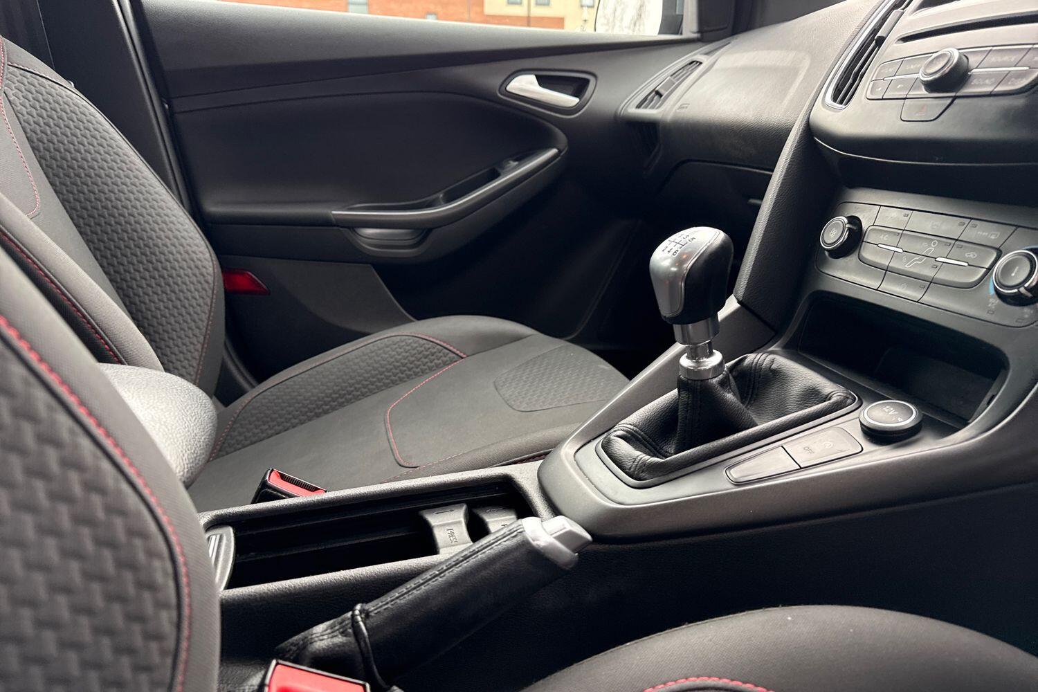 Used Ford Focus 2017 for sale - 77820236: Photo 43