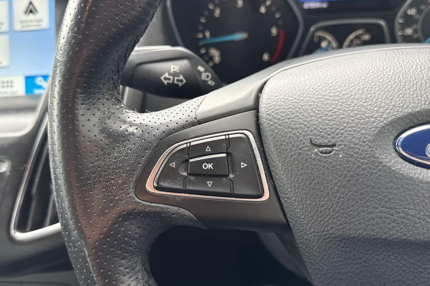 Used Ford Focus 2017 for sale - 77820236: Photo 54