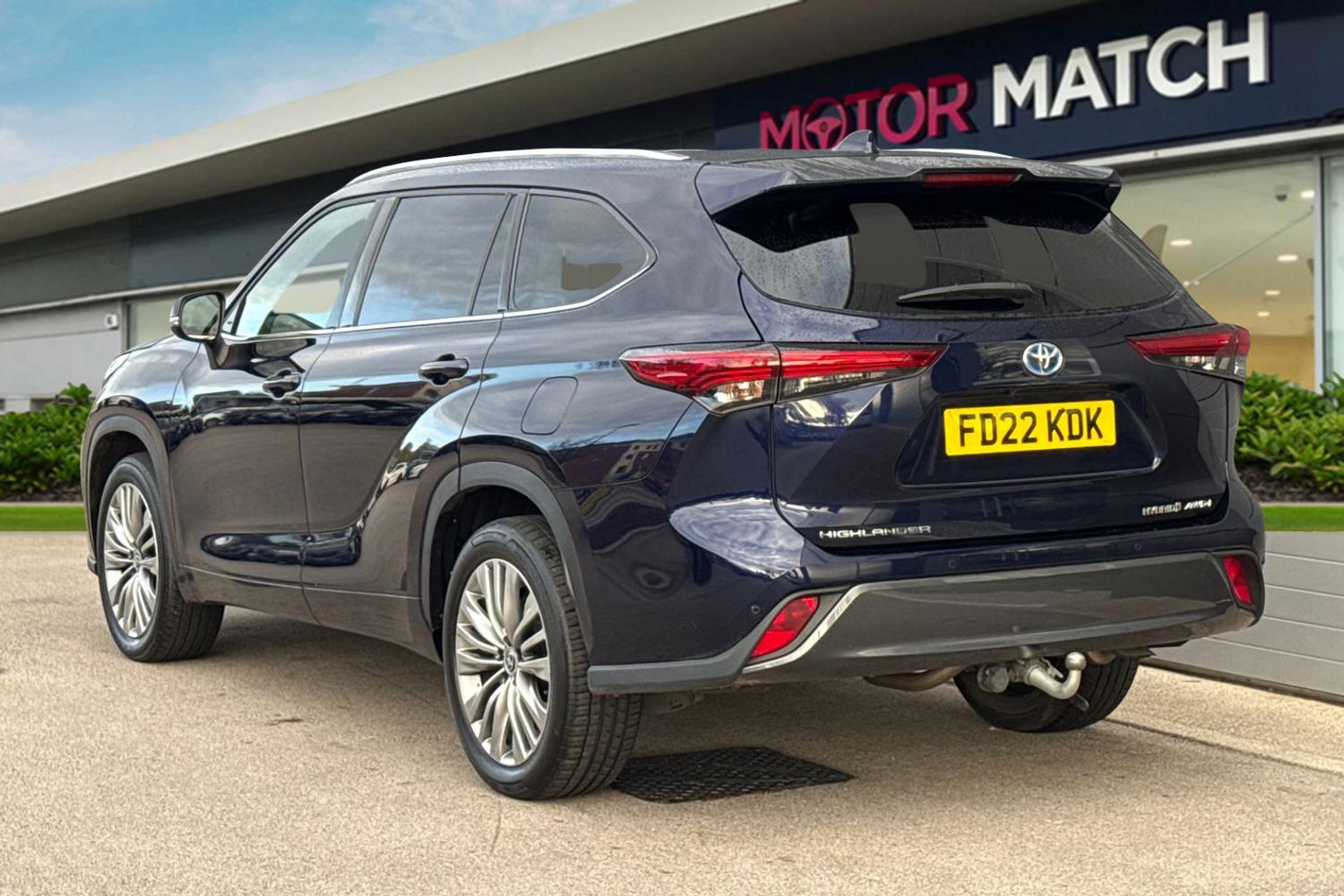 Used Toyota Highlander 2022 for sale - 76346535: Photo 2